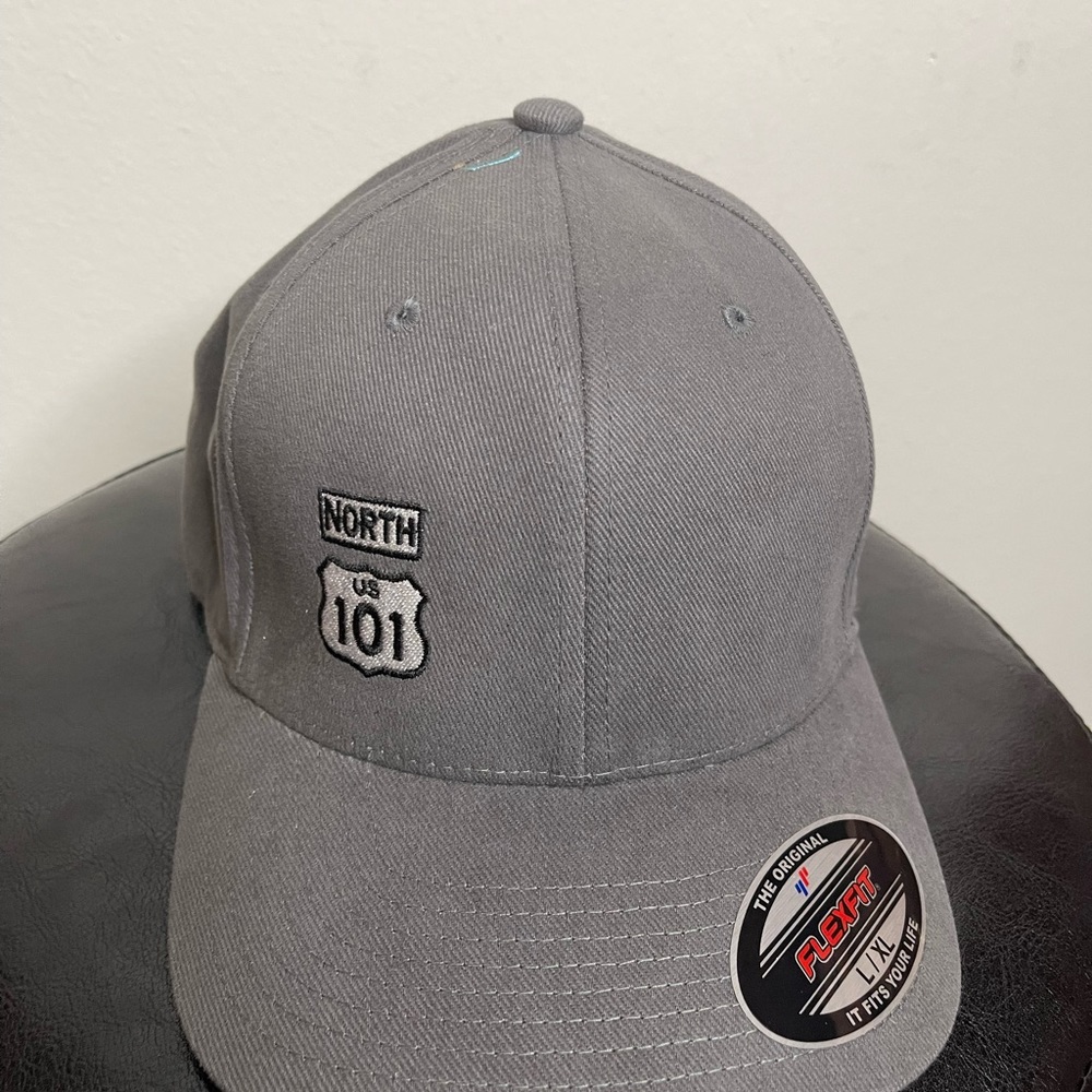 Hat - Picture 9 of 13